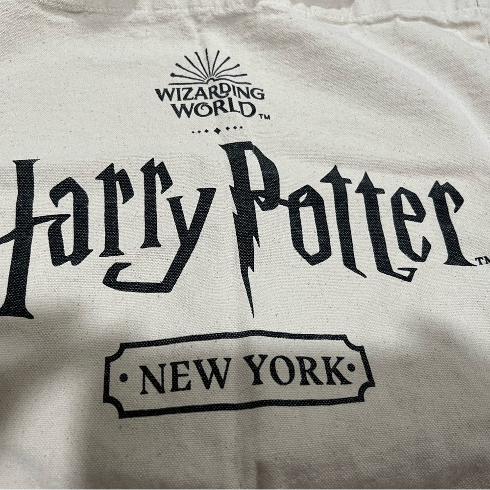 Harry Potter Canvas Tote Bag - Picture 3 of 3